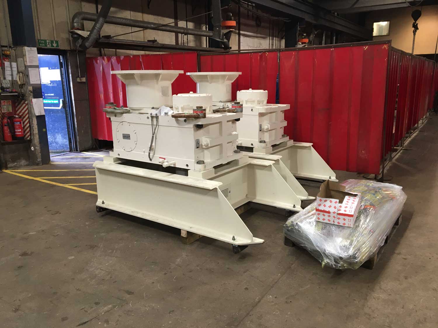 Sandgrinders en route to China - Hewaswater Engineering South West